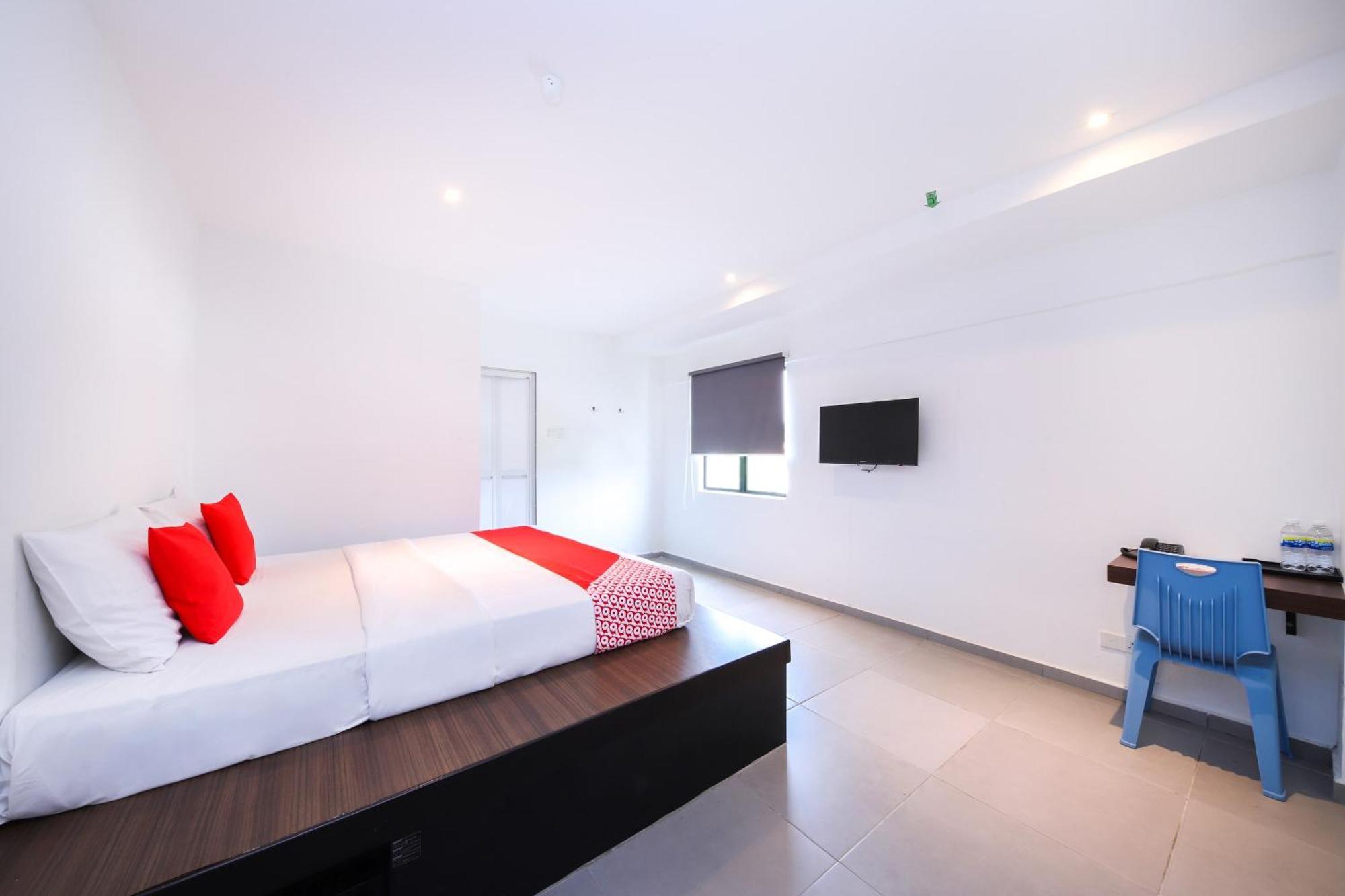 Super Oyo 246 Link Inn Johor Bahru Buitenkant foto